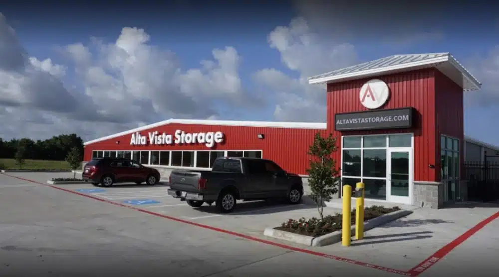 Exterior of Alta Vista Storage.