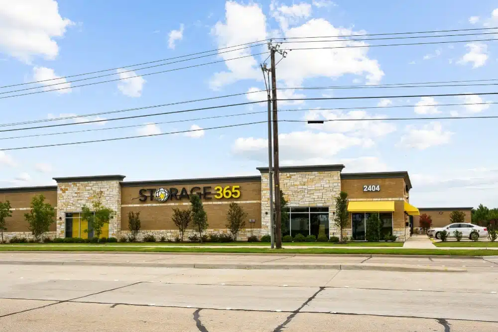 Exterior of Storage 365 facility.